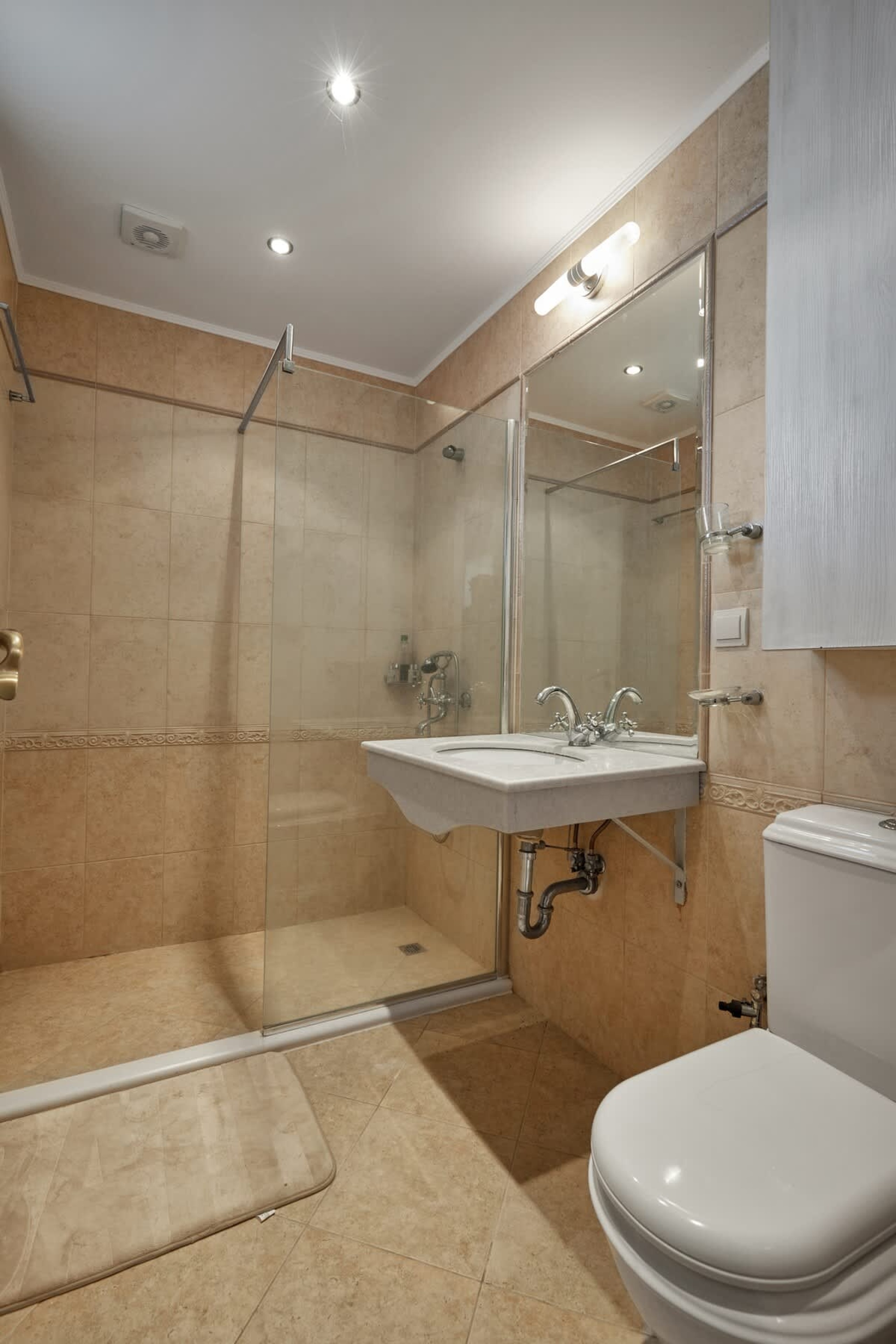 Scoutaround White Logo