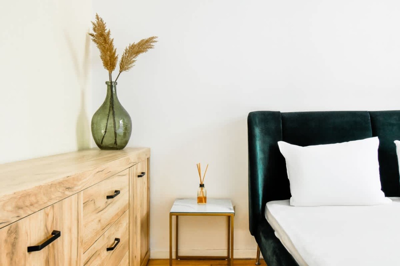 Scoutaround White Logo