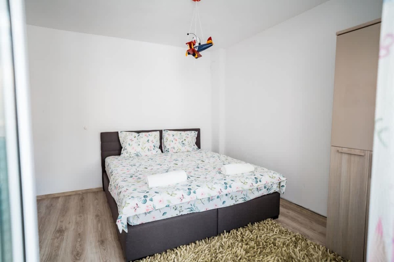 Black Sea Luxury 2bdrm Apartment - Photo 4