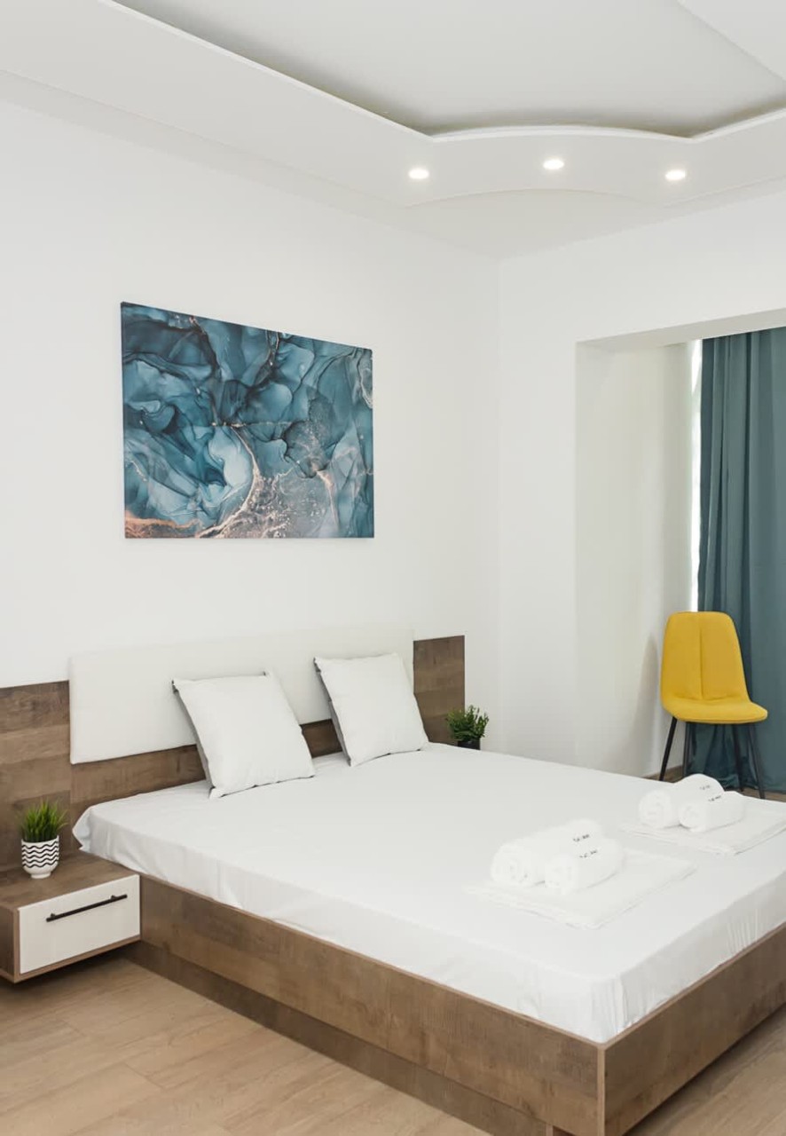 Scoutaround White Logo