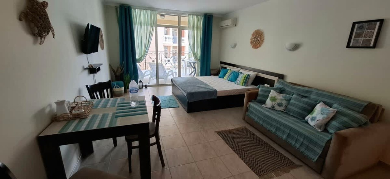 Scoutaround White Logo