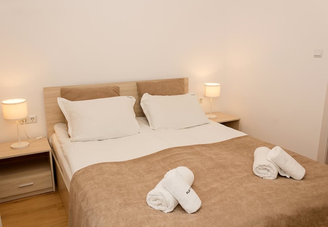 Seaview Haven: Elegant 2BD Flat in Balchik - Photo 3