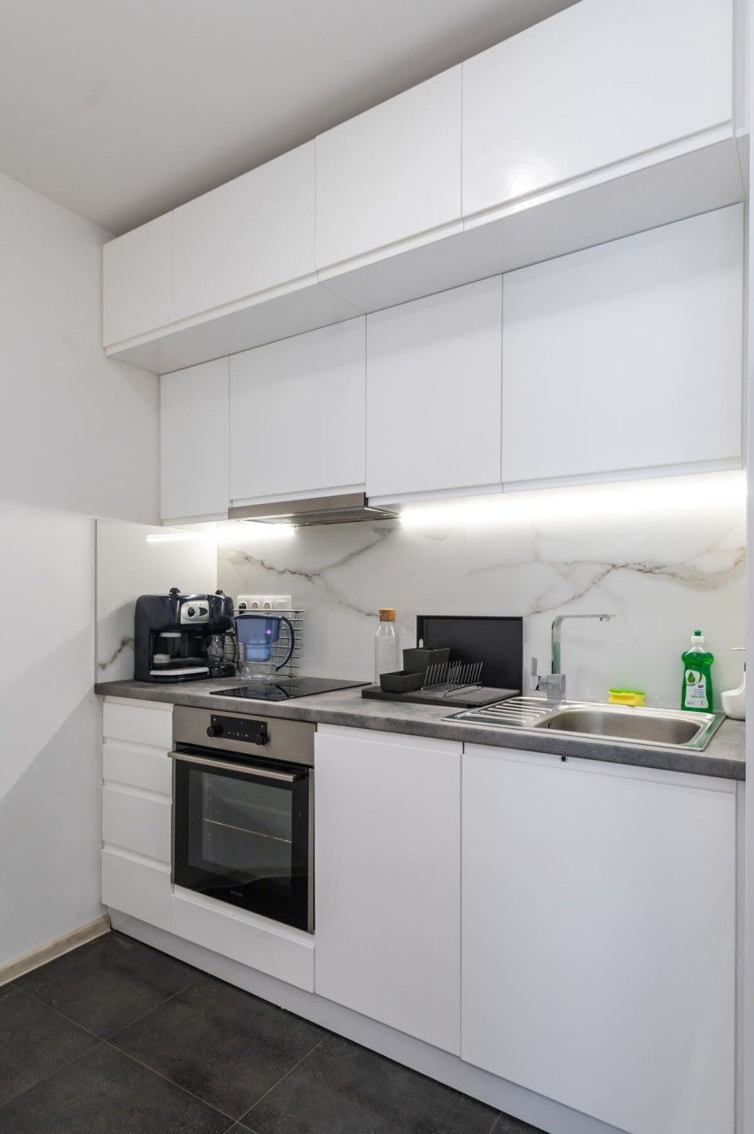 Scoutaround White Logo