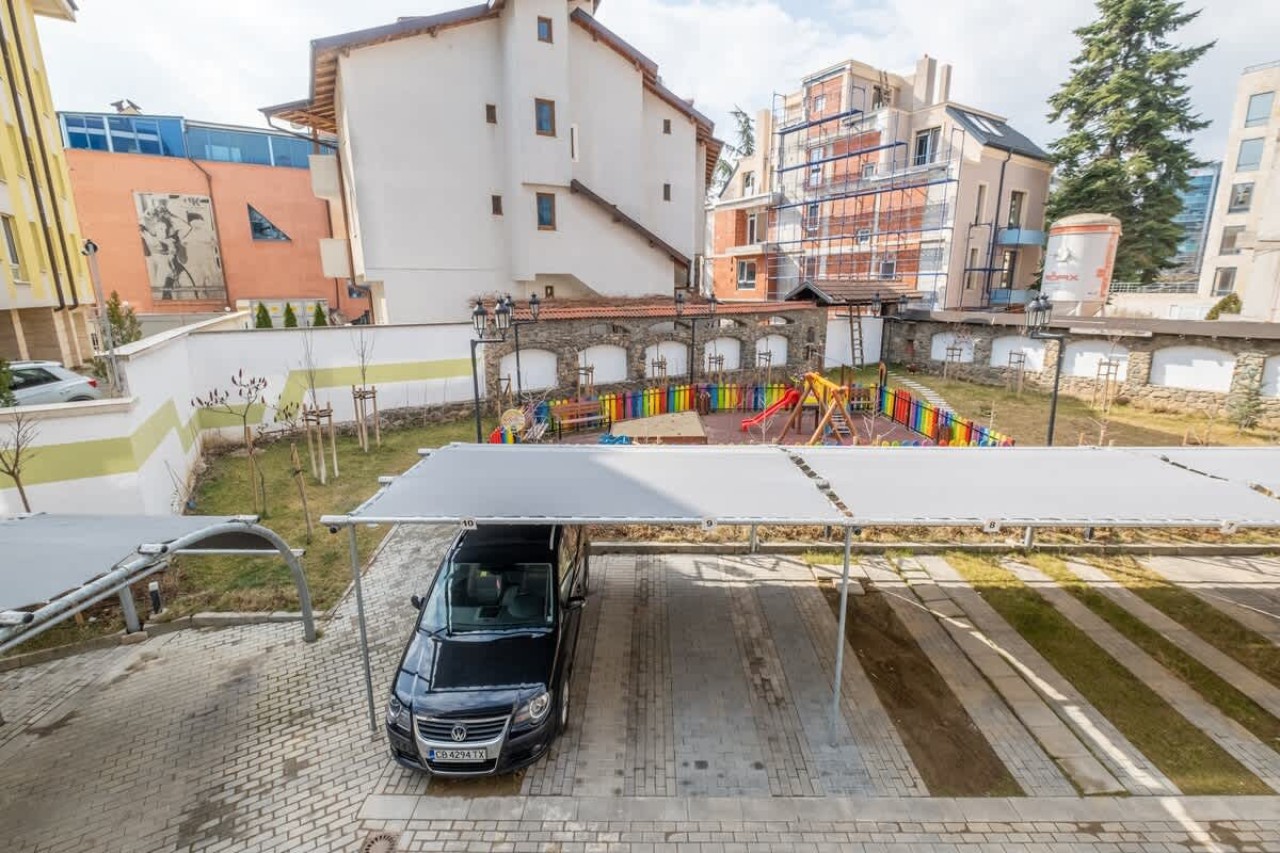 Scoutaround White Logo