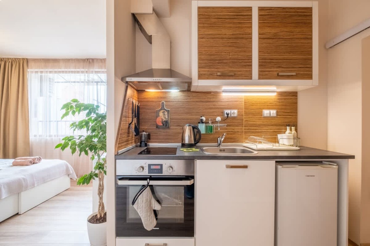 Scoutaround White Logo