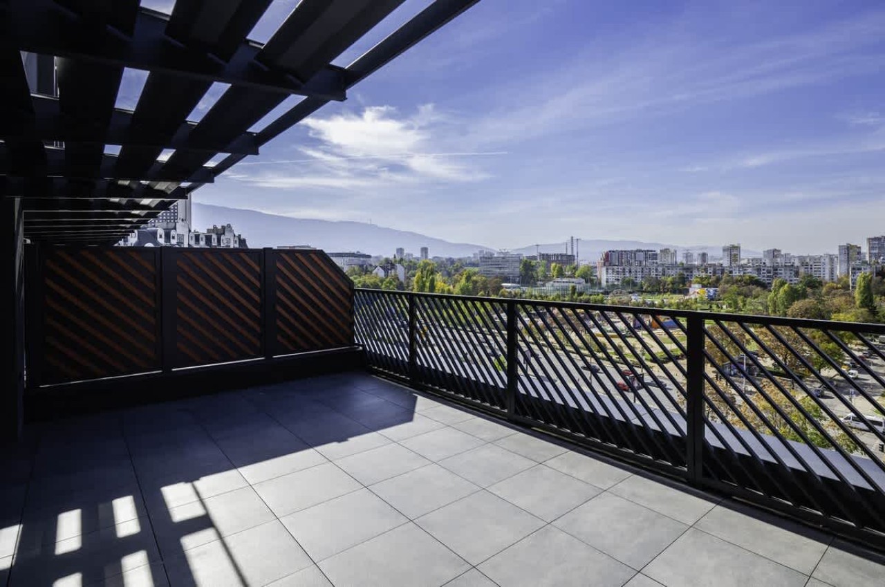 Scoutaround White Logo