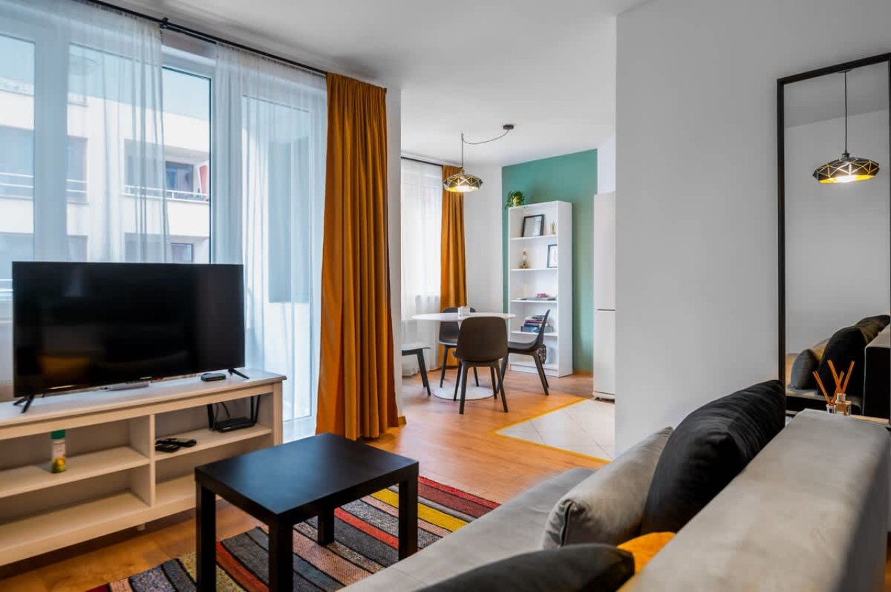 Scoutaround White Logo