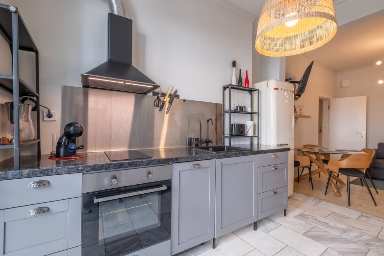 Scoutaround White Logo