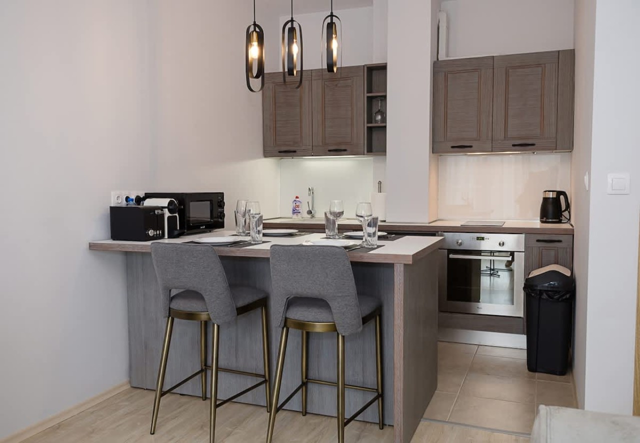 Scoutaround White Logo