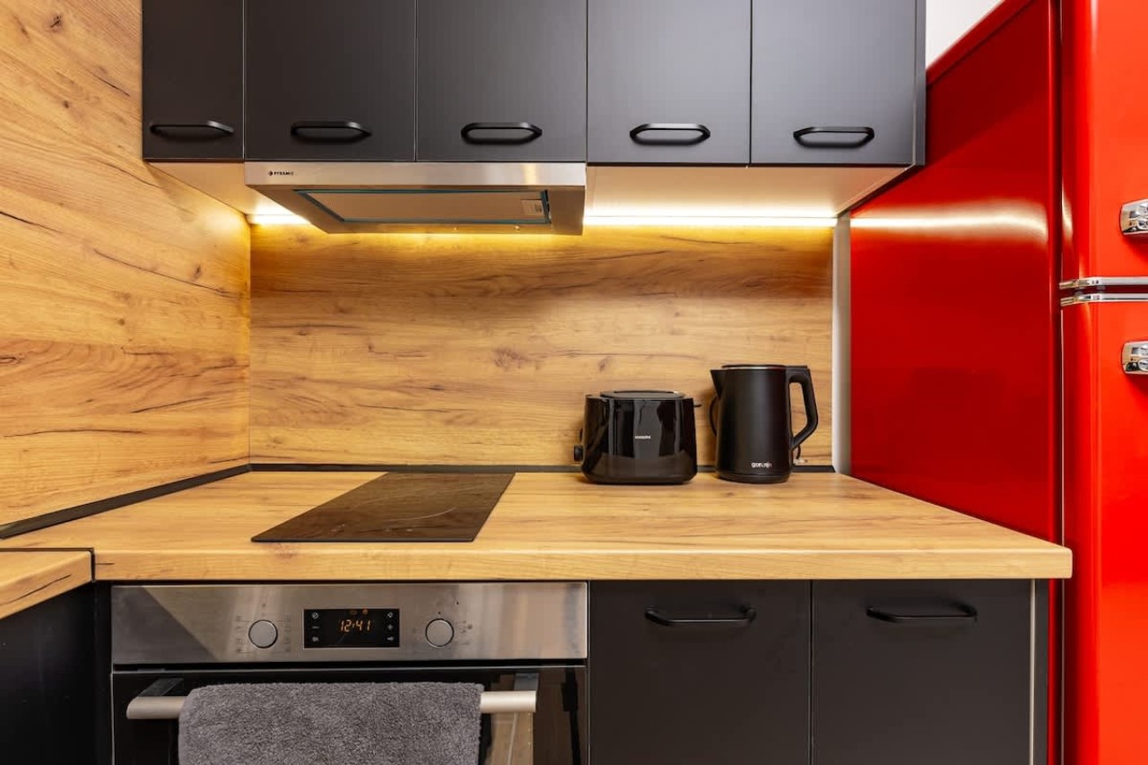 Scoutaround White Logo