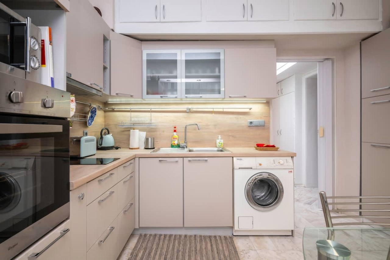 Cozy Apartment near Vitosha Street - Photo 3