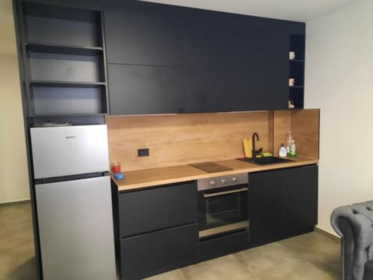 Scoutaround White Logo