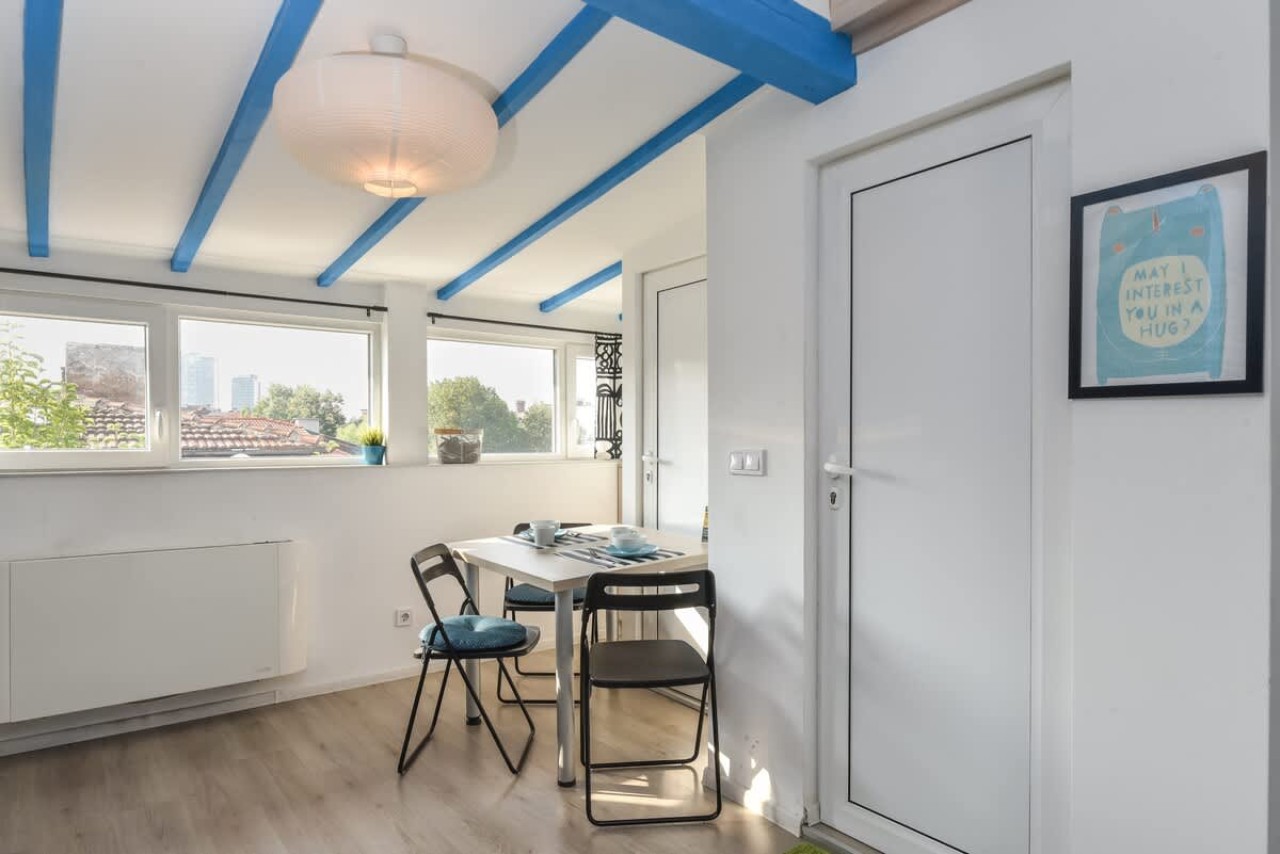 Scoutaround White Logo