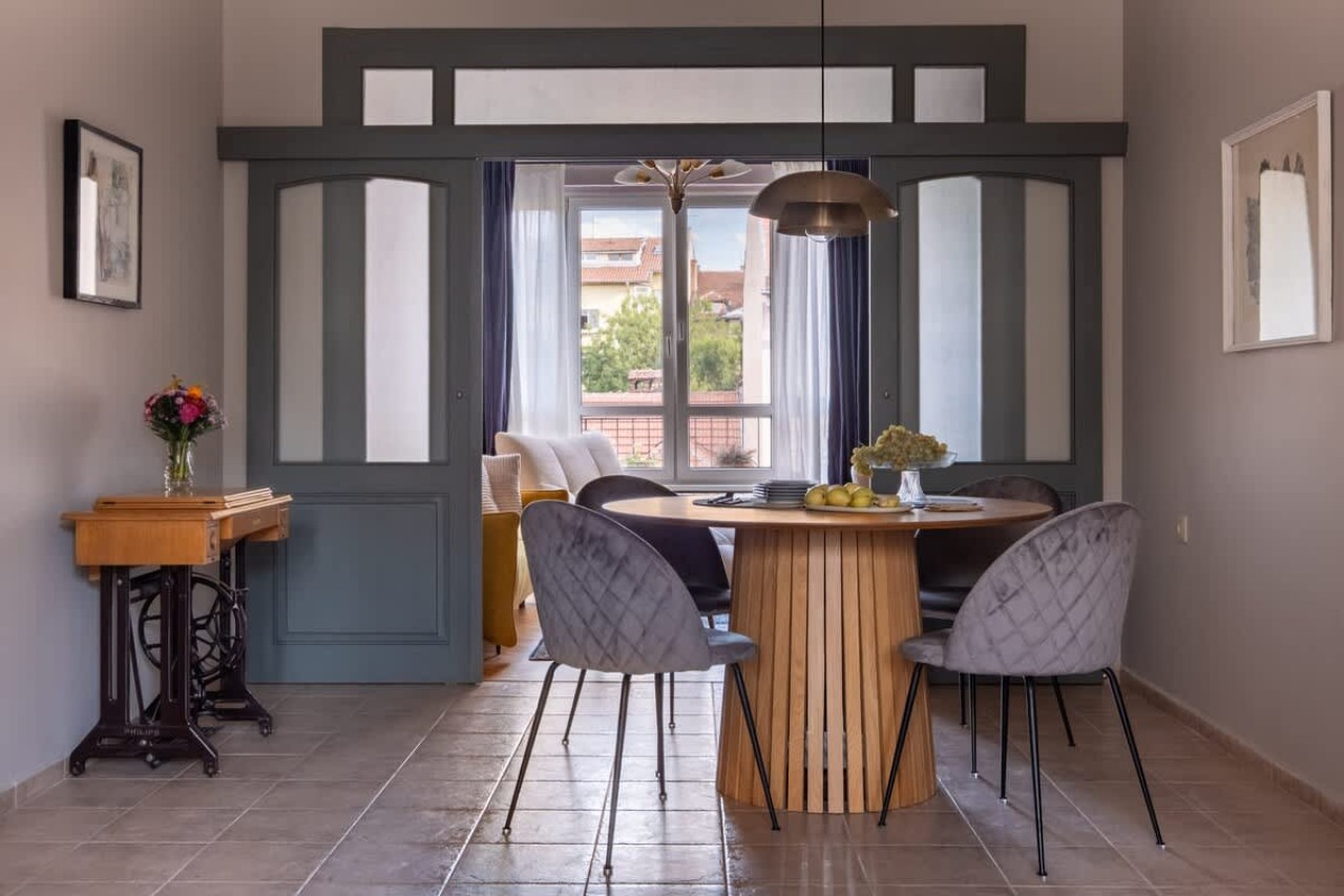 Scoutaround White Logo