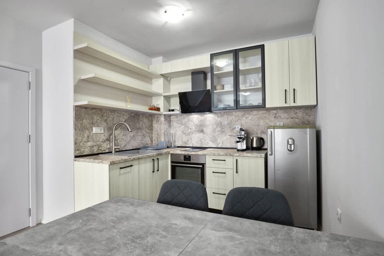 Scoutaround White Logo