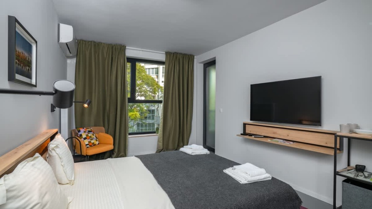 Scoutaround White Logo