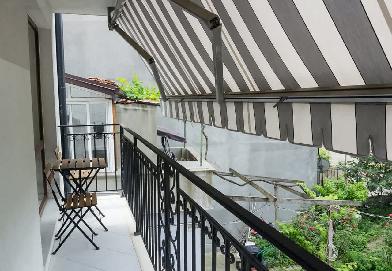 Scoutaround White Logo