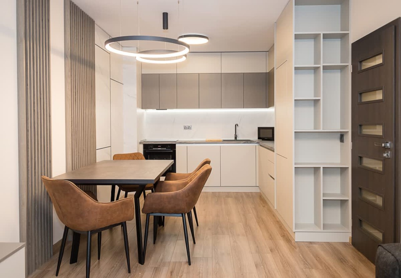 Scoutaround White Logo