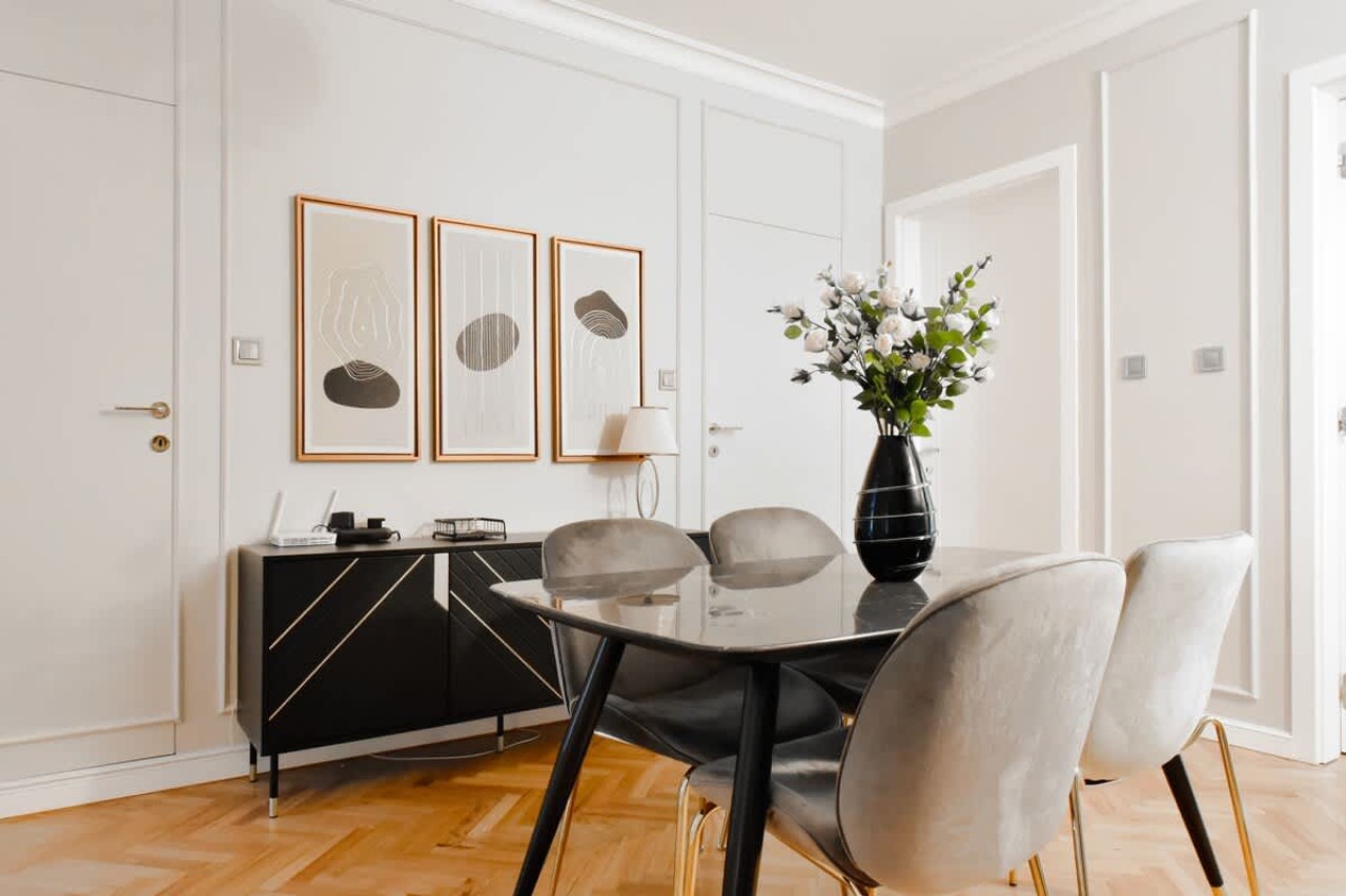 Designer 2BD Apt Near Alexander Nevski Cathedral - Photo 2