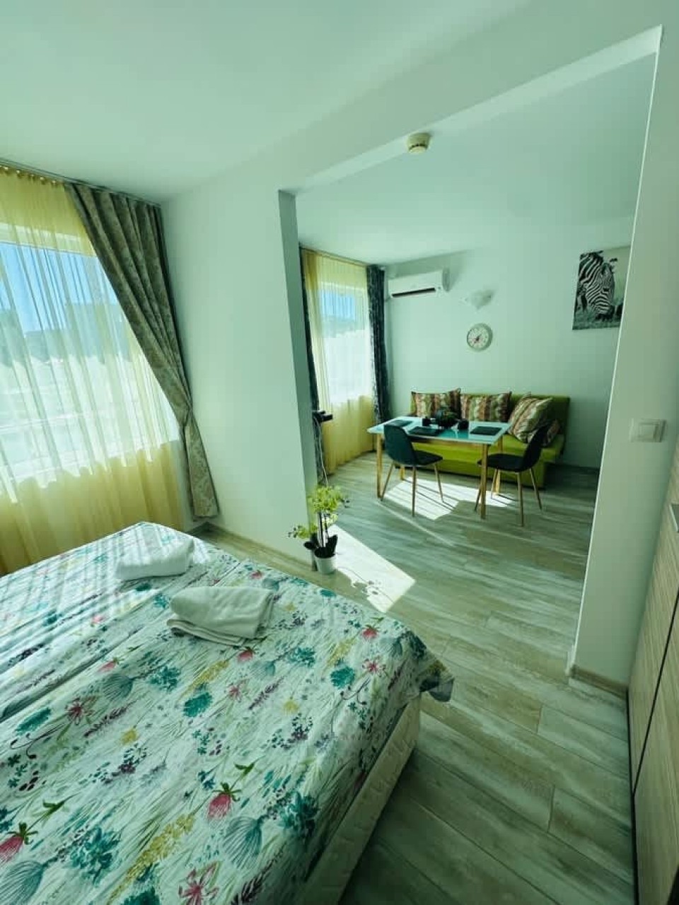 Coastal Vibes Studio Burgas - Photo 2