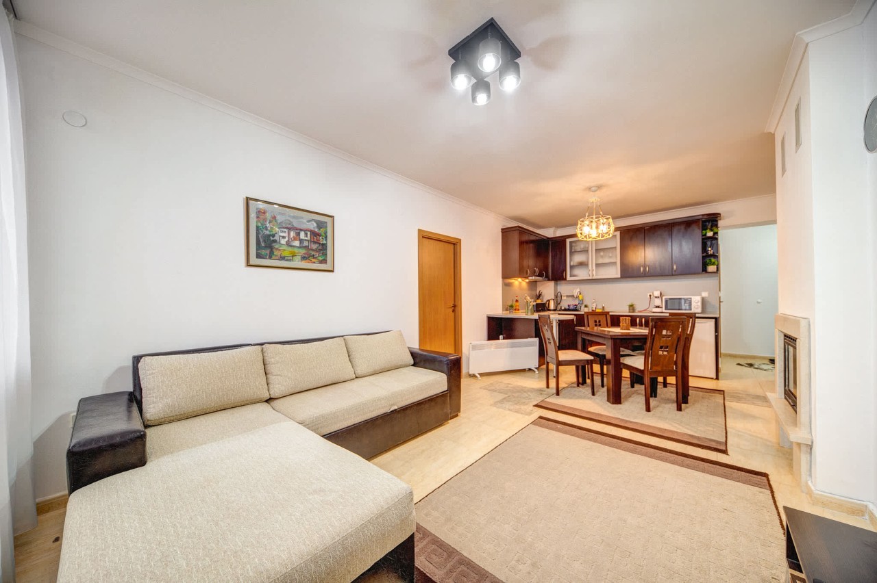 Scoutaround White Logo