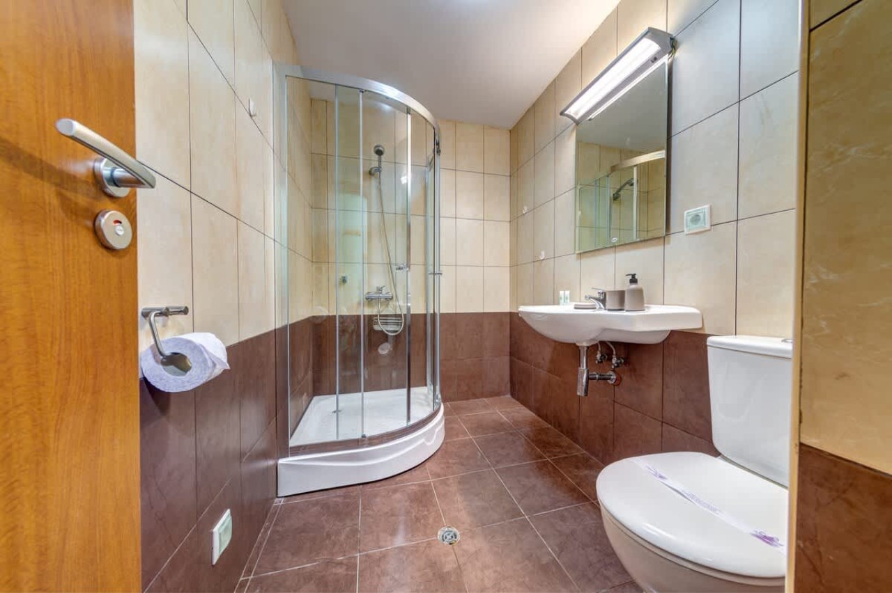 Scoutaround White Logo