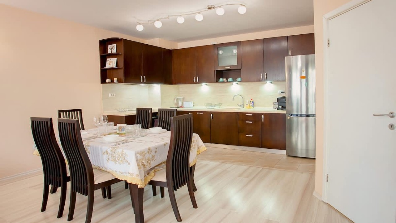 Scoutaround White Logo