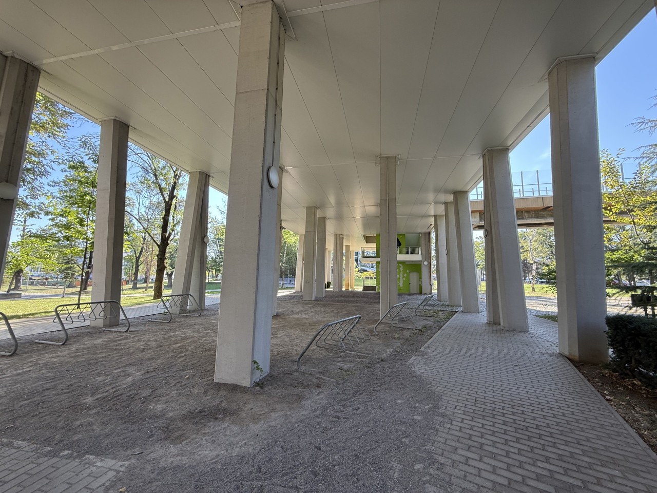 Scoutaround White Logo