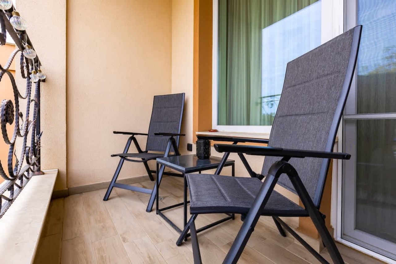 Magnolia Gardens - 1BD with Balcony &amp; Parking - Photo 4