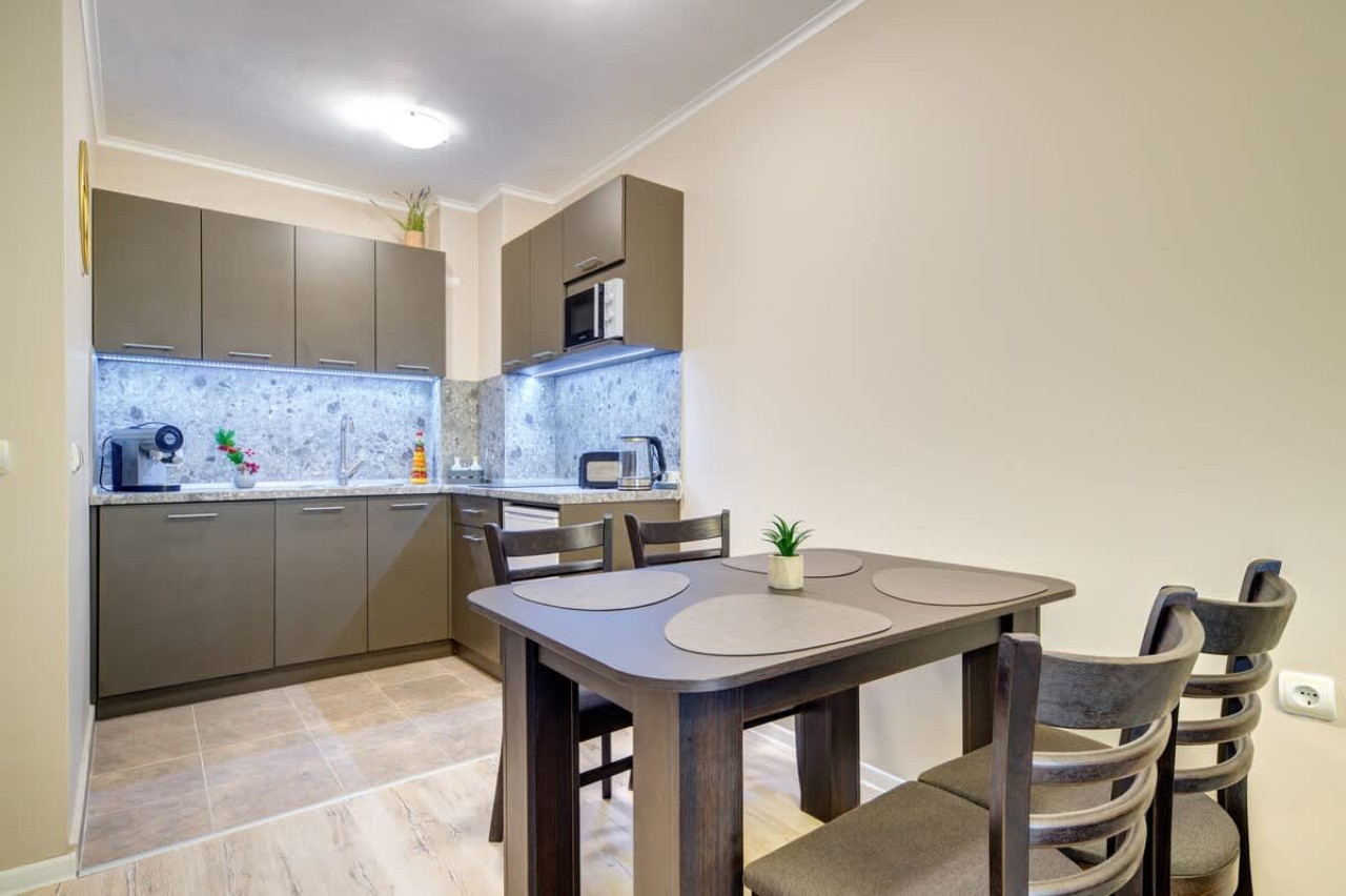 Scoutaround White Logo