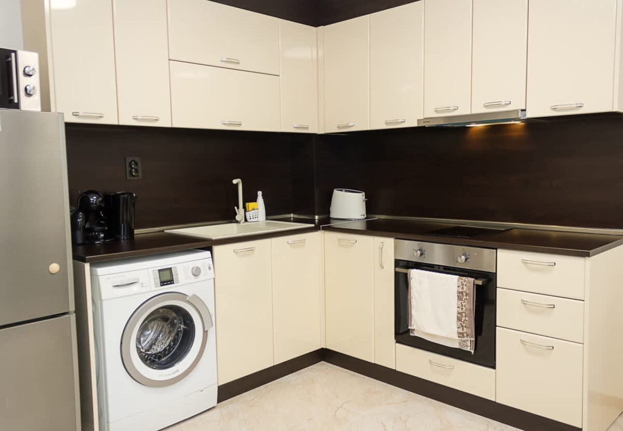 Scoutaround White Logo