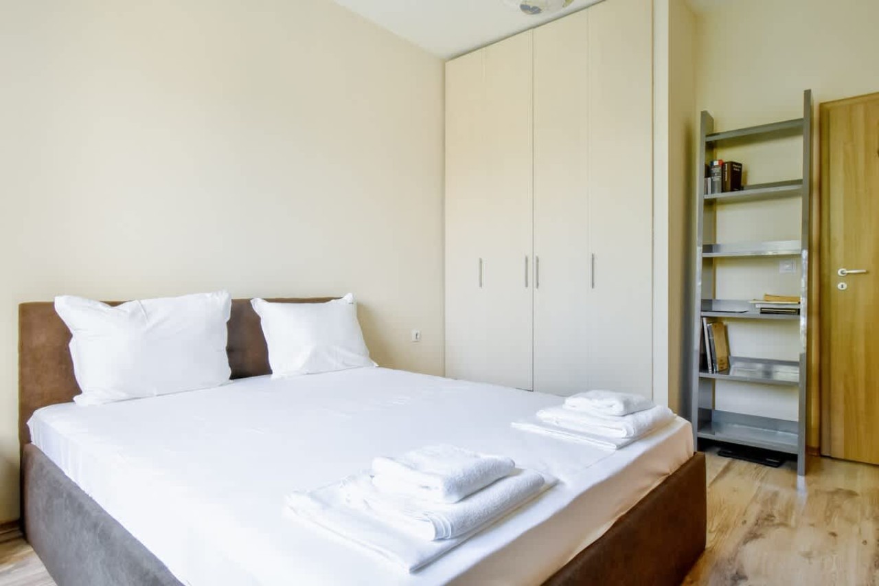 Scoutaround White Logo