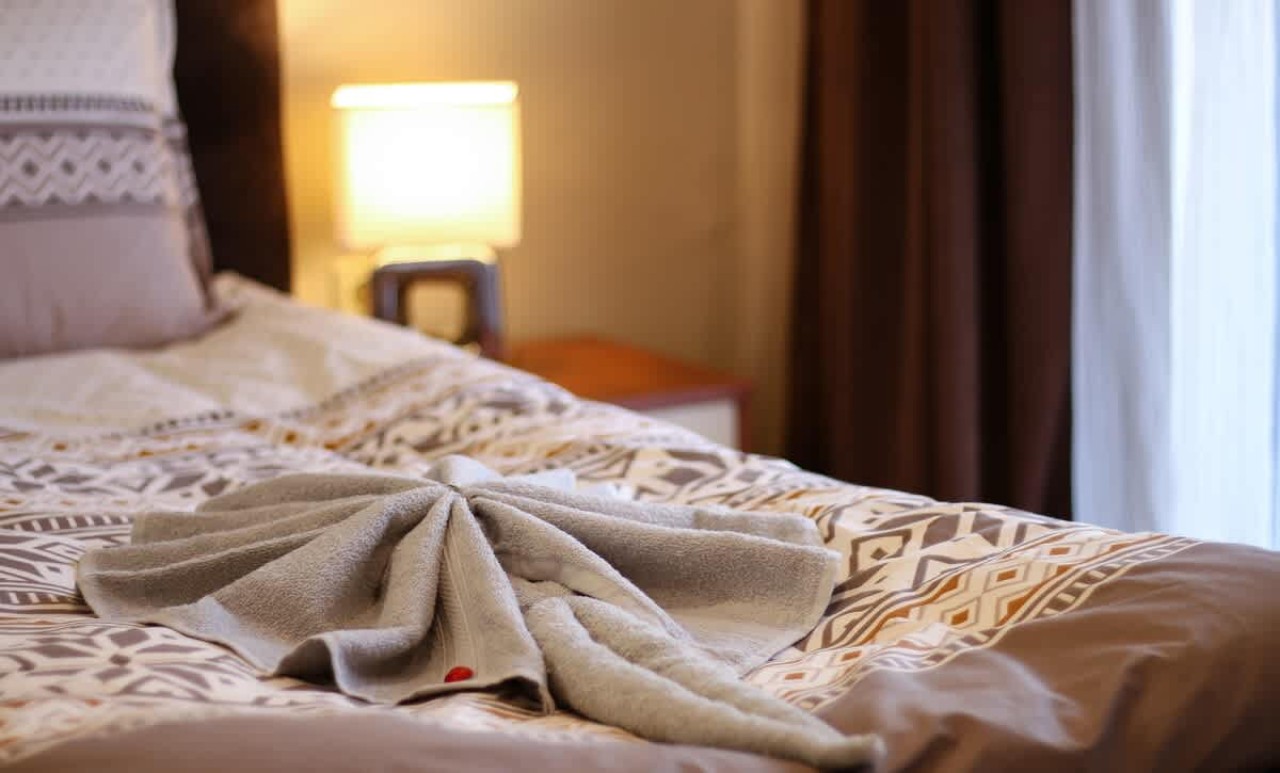 Scoutaround White Logo