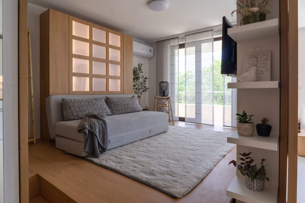 Scoutaround White Logo