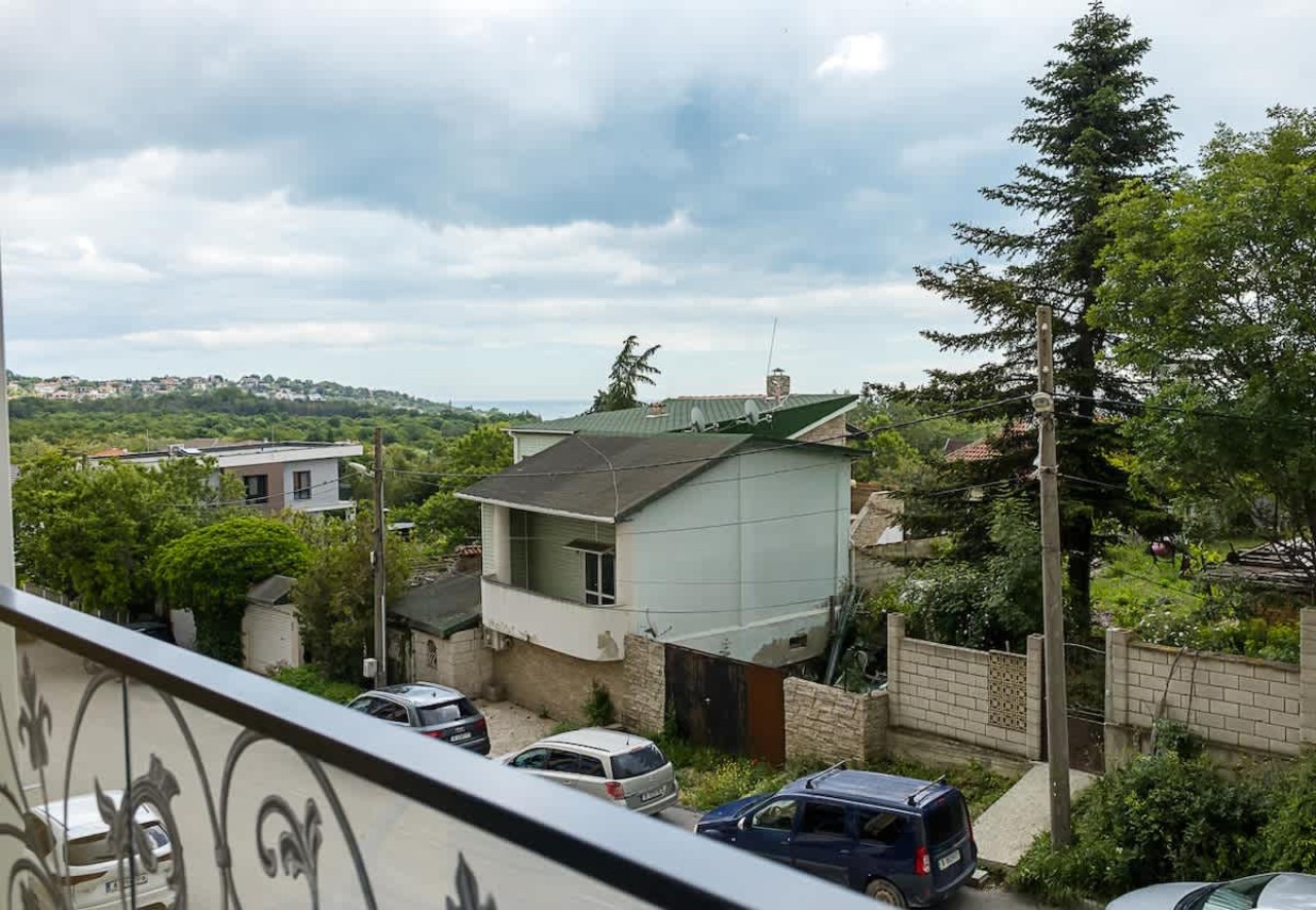 Scoutaround White Logo