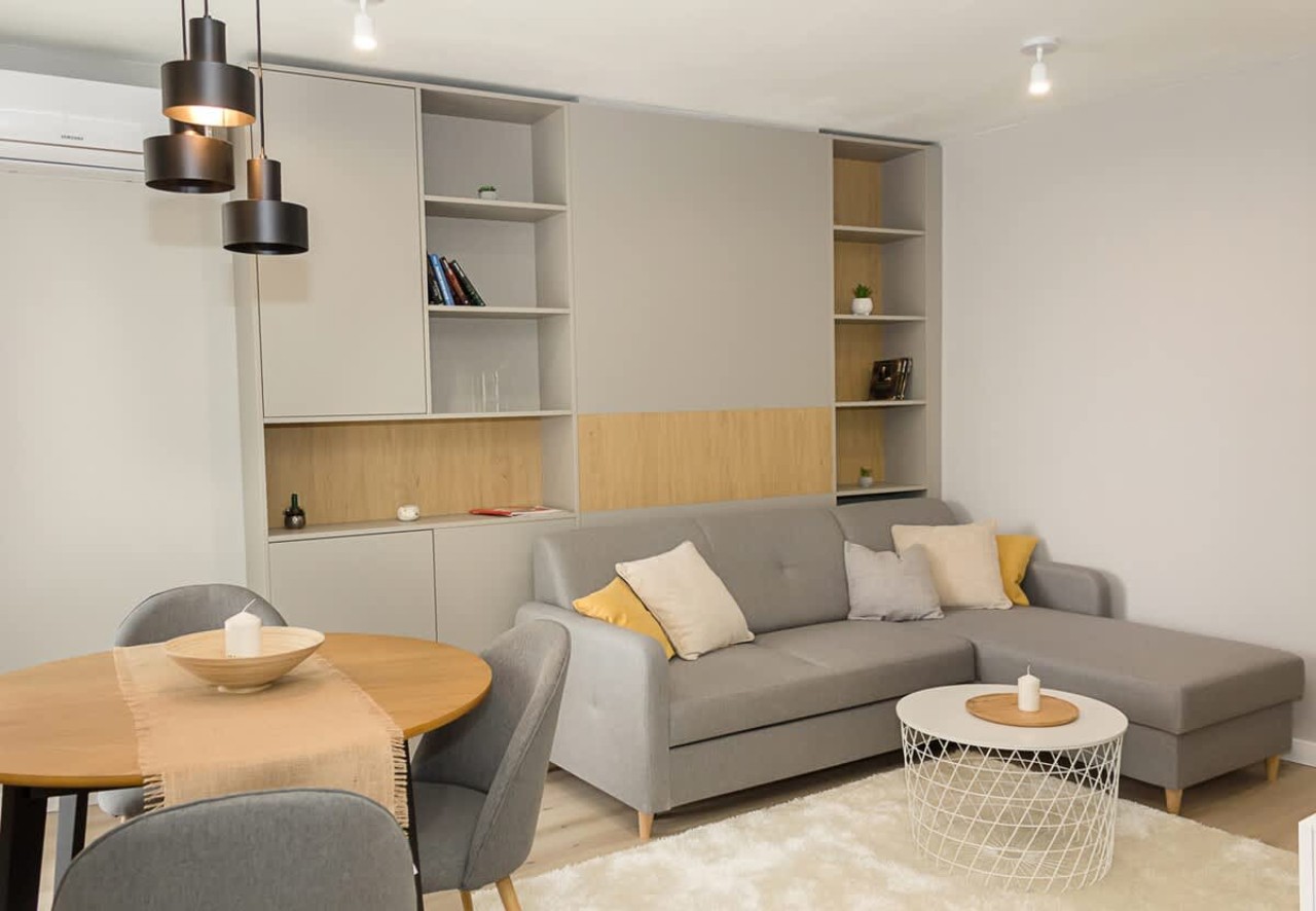 Scoutaround White Logo