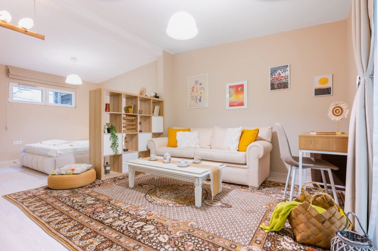 Central Stylish Suite &amp; Studio with Shared Terrace - Photo 3