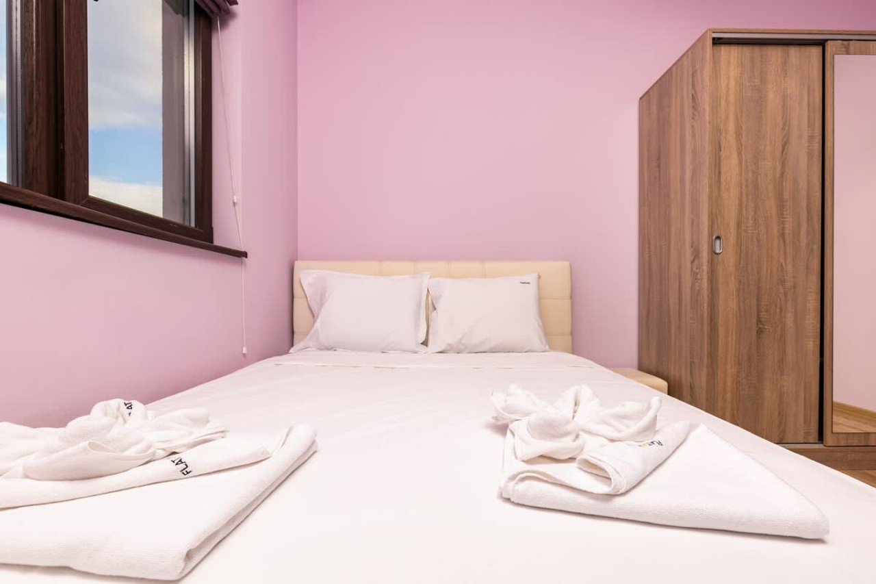 South Plovdiv - 2BD Flat with Balcony - Photo 4