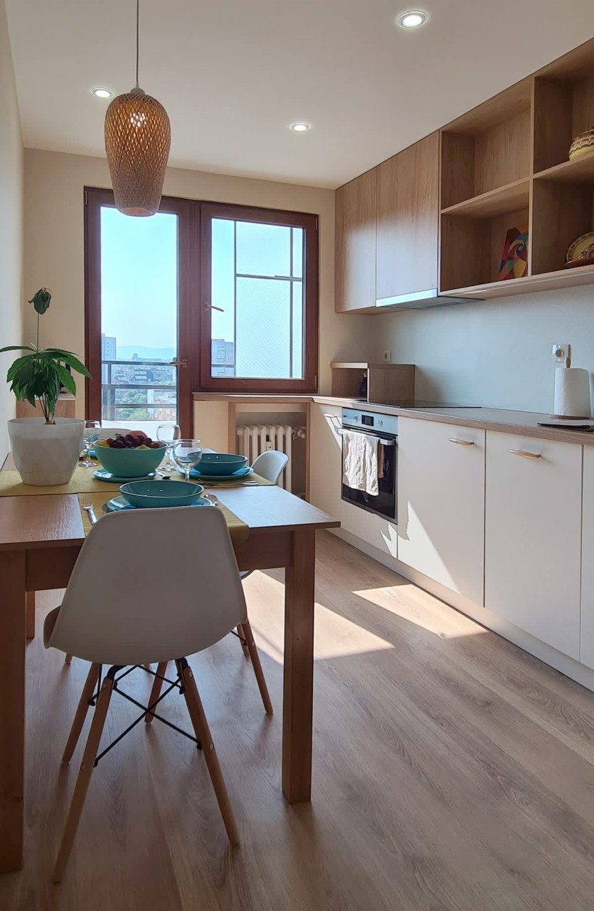 Panoramic and Spacious Flat near the City Centre - Photo 4