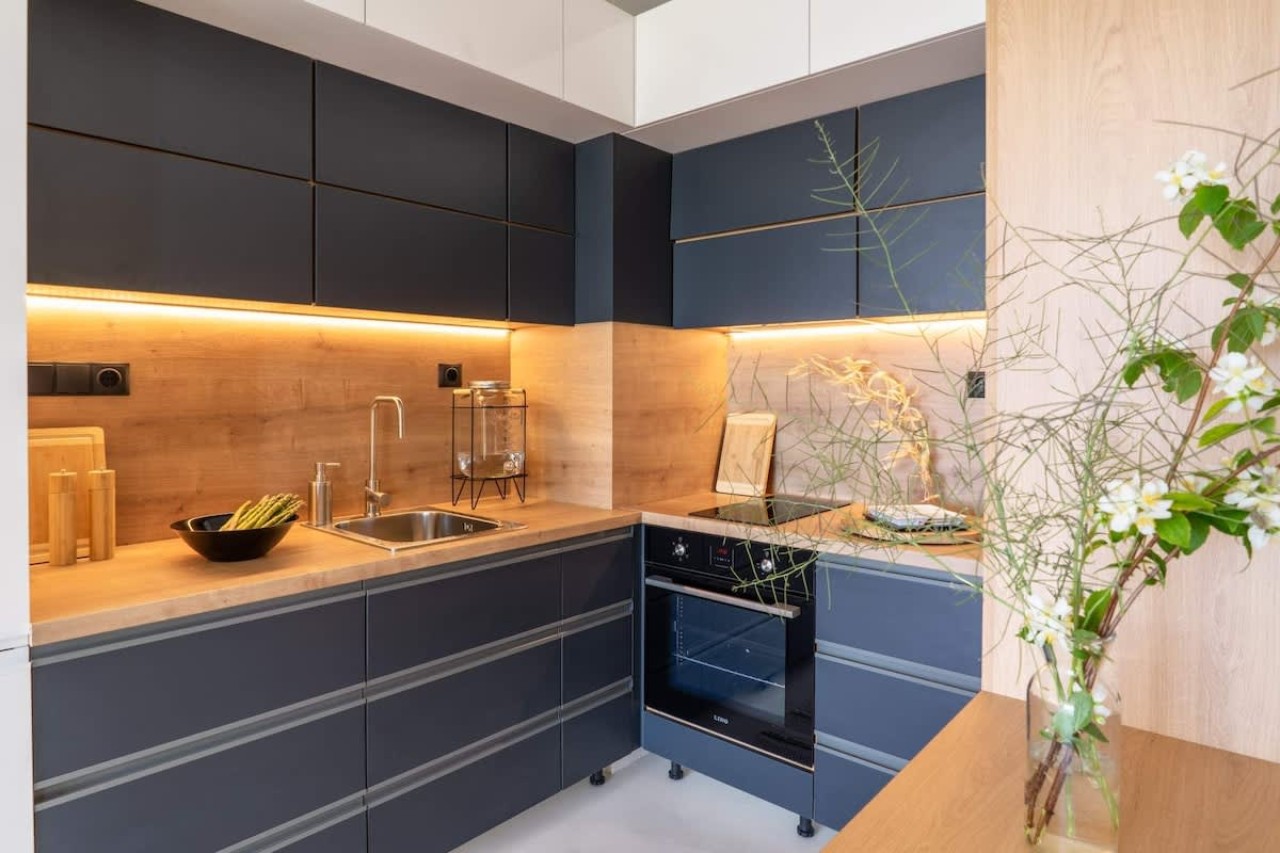 Scoutaround White Logo