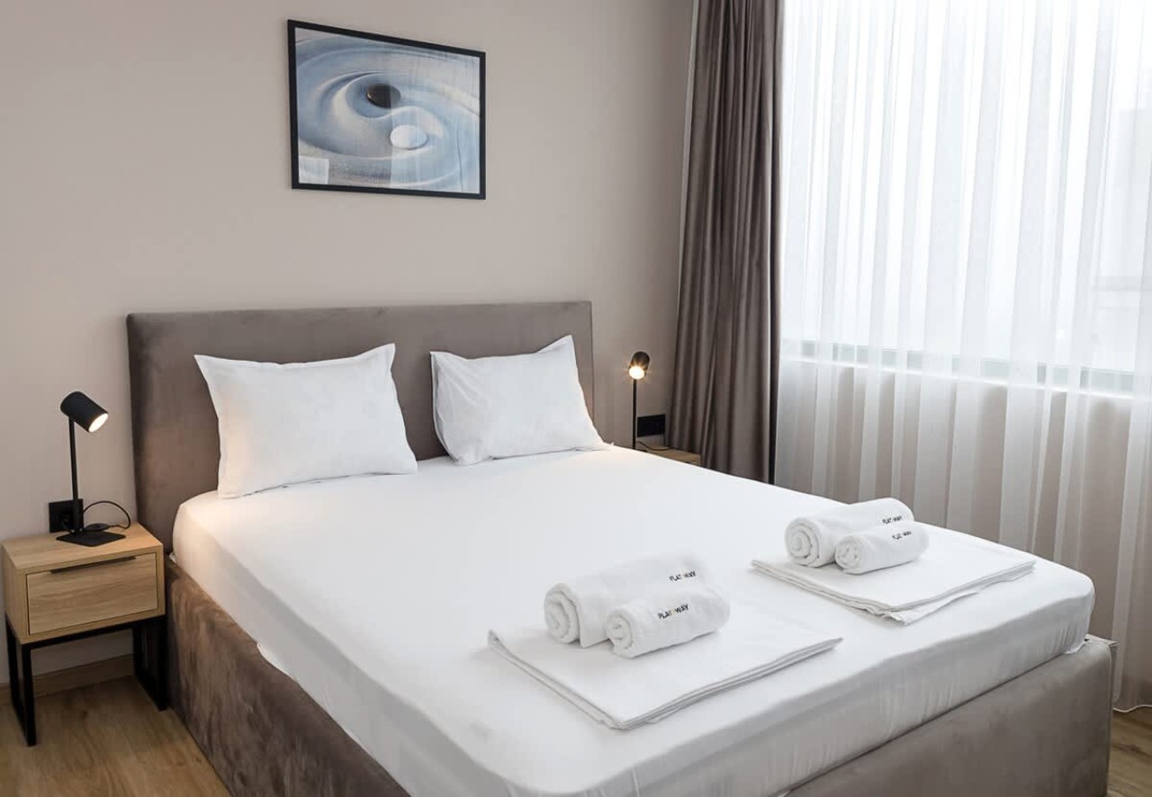 Scoutaround White Logo