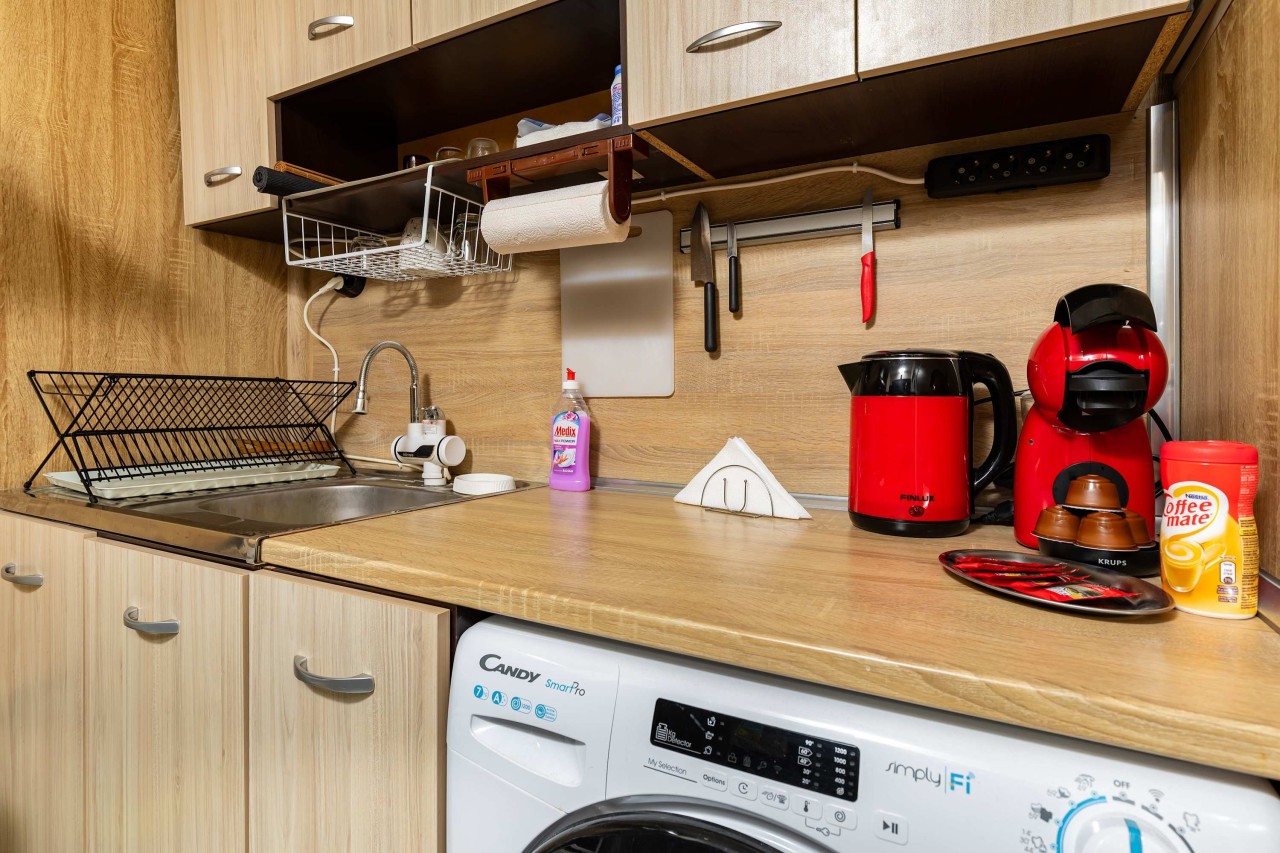 Scoutaround White Logo