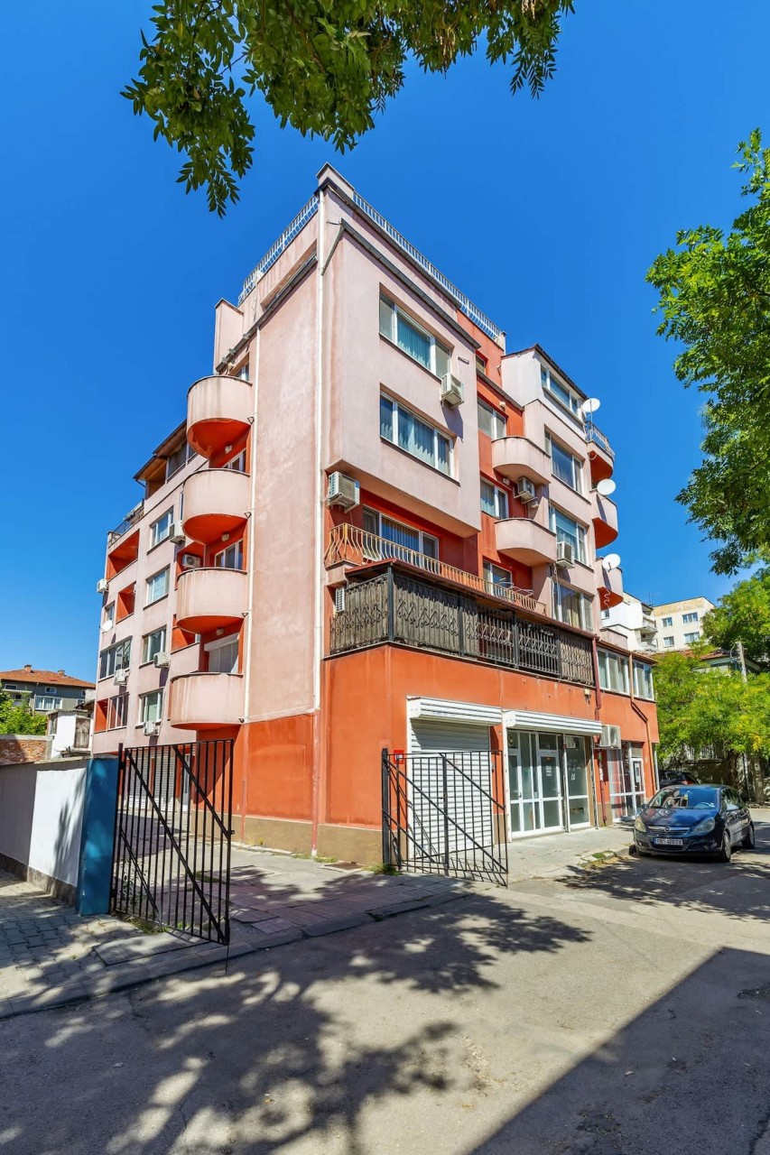 Scoutaround White Logo