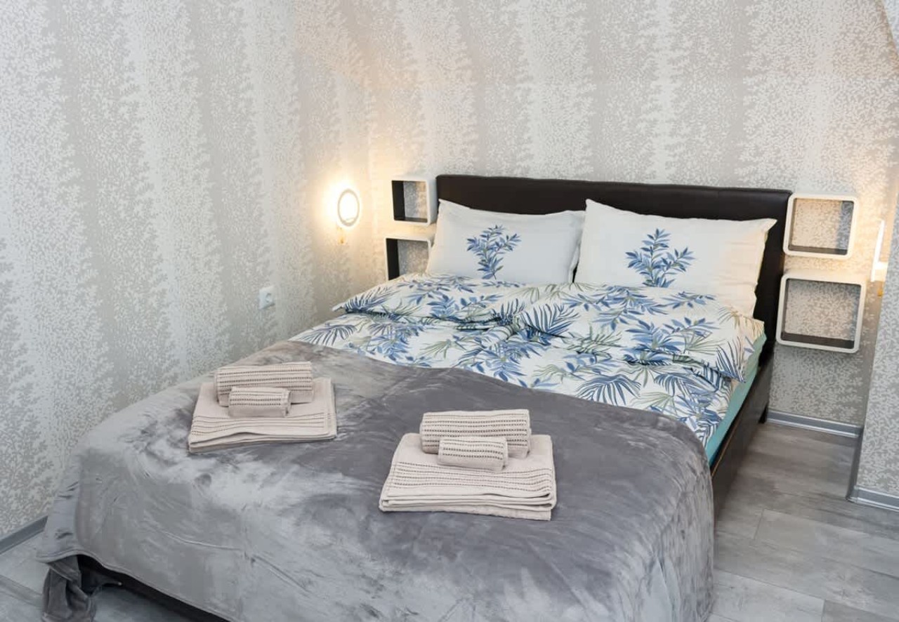 | AcriliC | One-Bedroom Flat with Balcony - Photo 4