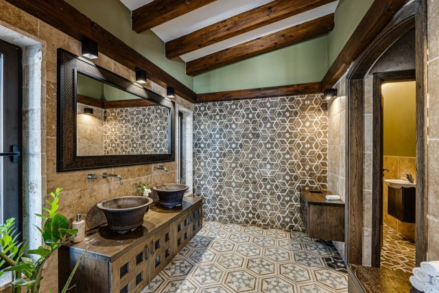 Zornitza Family Estate - Restaurant