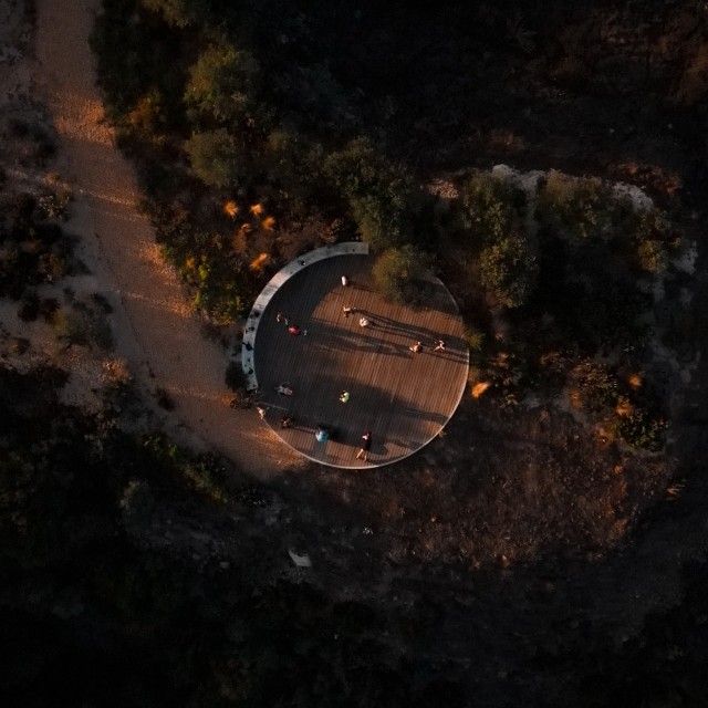 Casa da Volta — Contemporary Walled Villa with Courtyards & Exceptional Natural Light